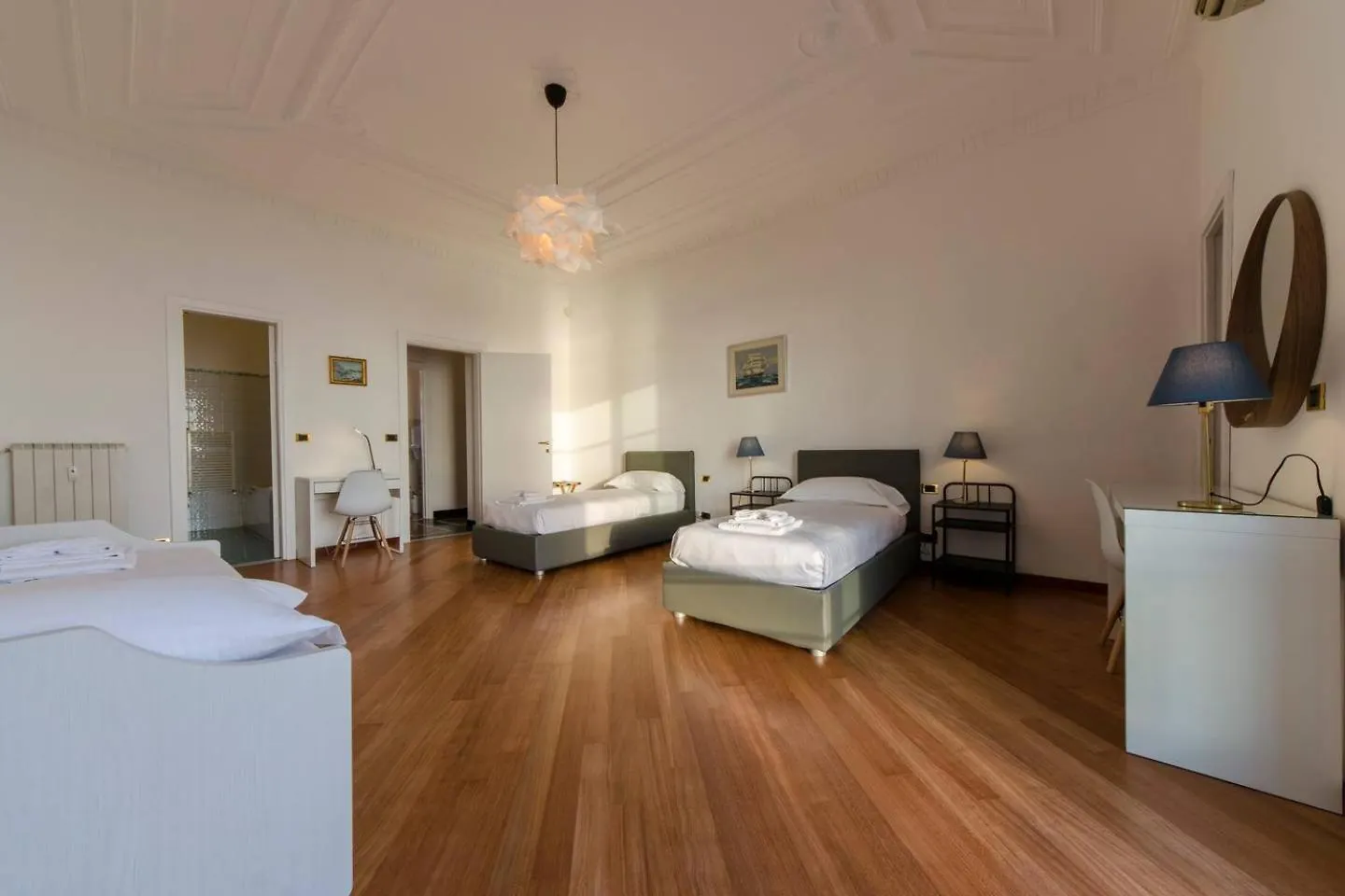 Joivy Splendid Apartment For 8 With Beautiful Seaview Genoa