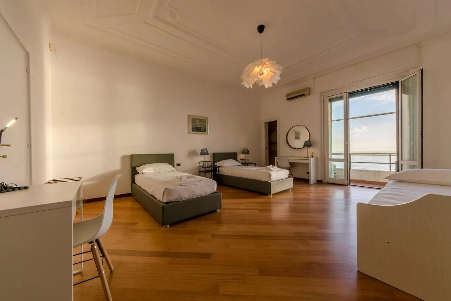 Joivy Splendid Apartment For 8 With Beautiful Seaview Genoa 0*,